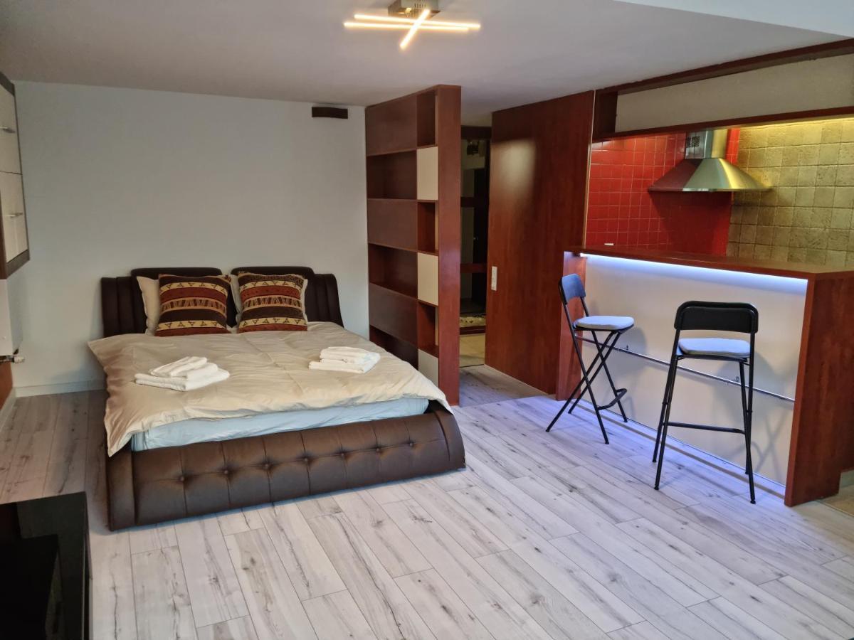 Nerva Traian Studio Apartment Bucharest Exterior photo
